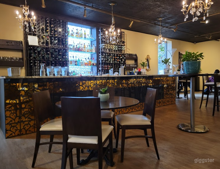 French Restaurant Perfect for Events Space Photo 3