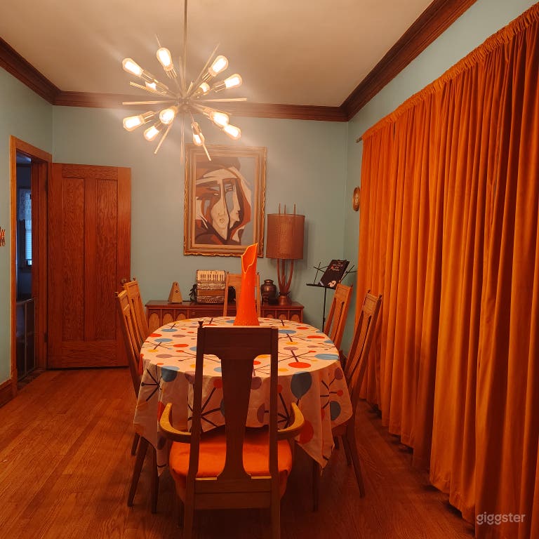  Charming Vintage Mid Century Modern I love Lucy styled home 