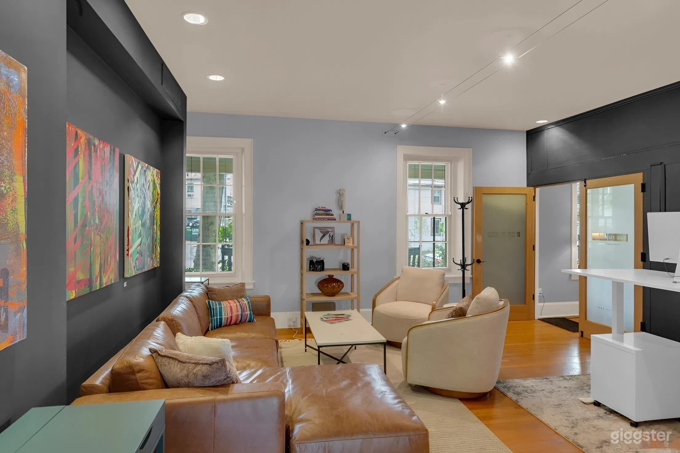 Creative Co-Working Space with Conference Room & Lounge Photo 2