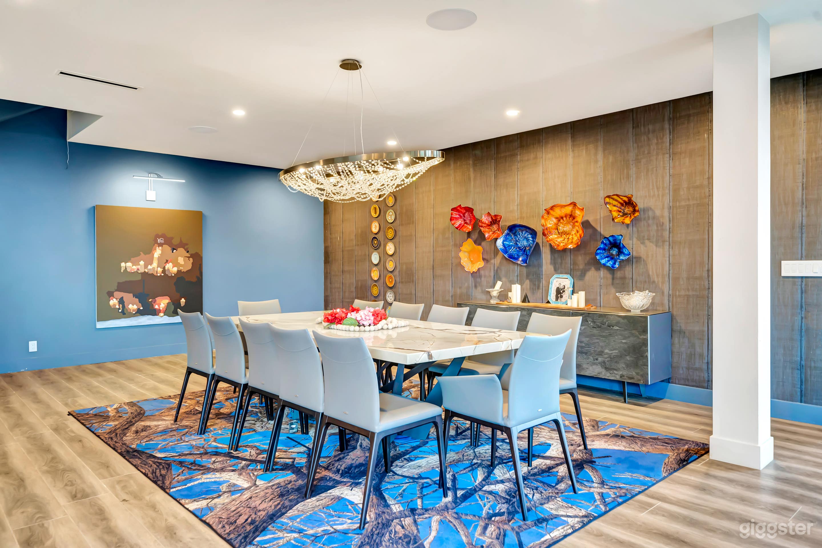 Luxury Beverly Hills Mansion w/ City & Ocean Views Photo 4