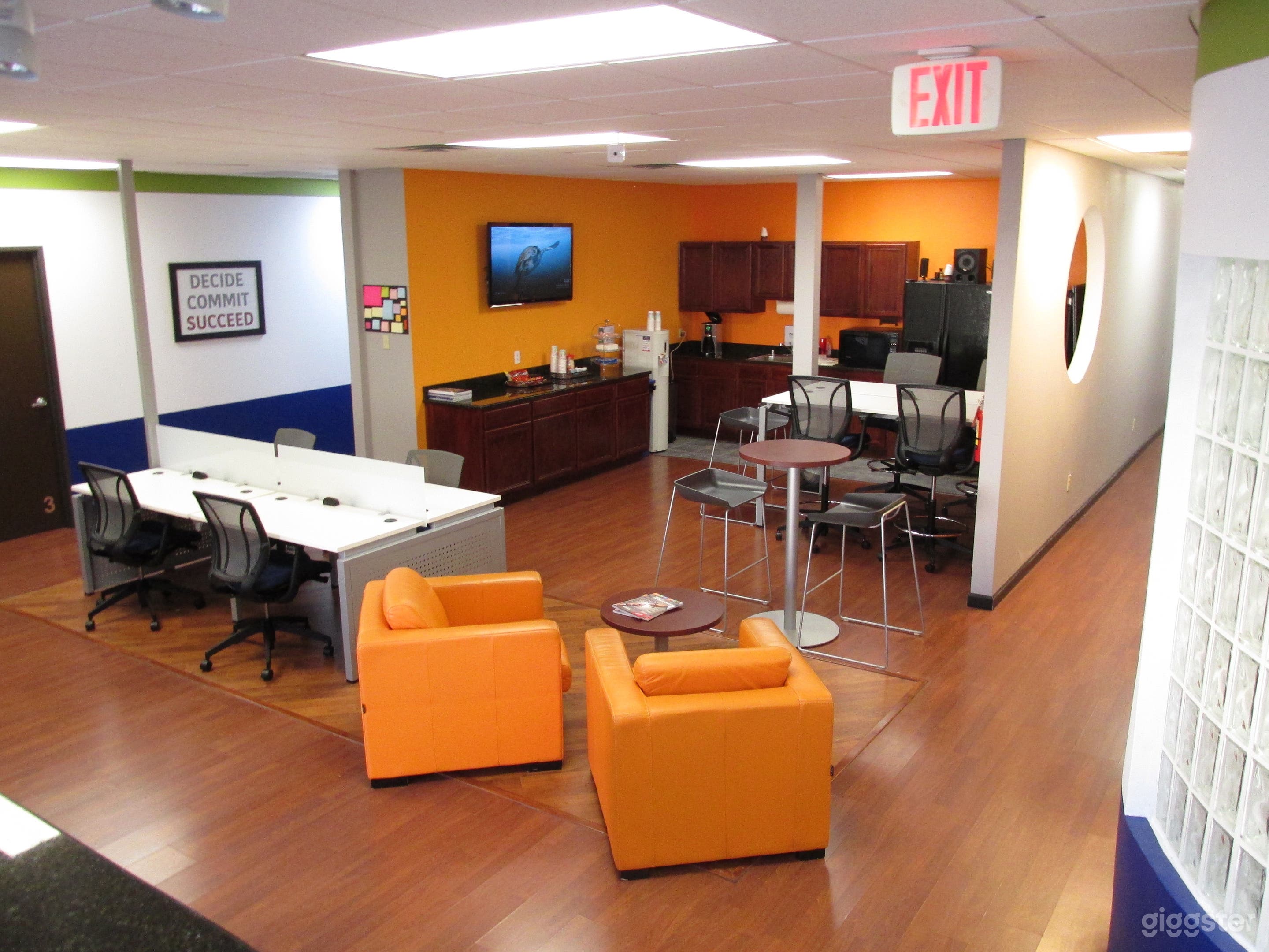 Tech Friendly Office Space in Stone Oak Photo 3