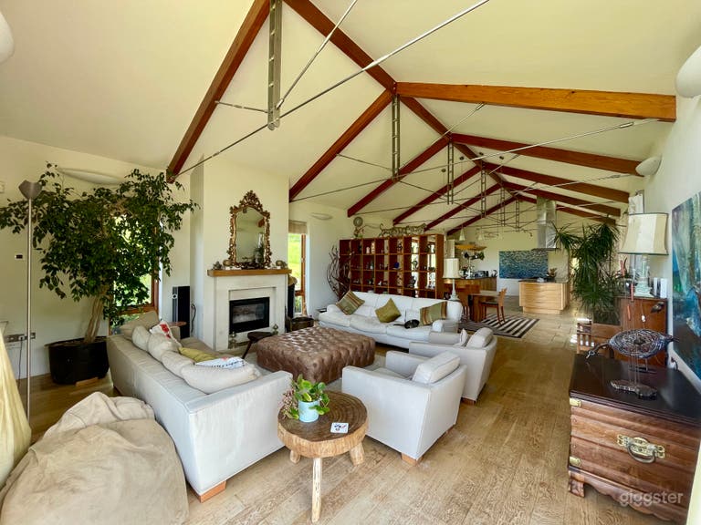  Large Open-Plan Home Near Bath City Centre 