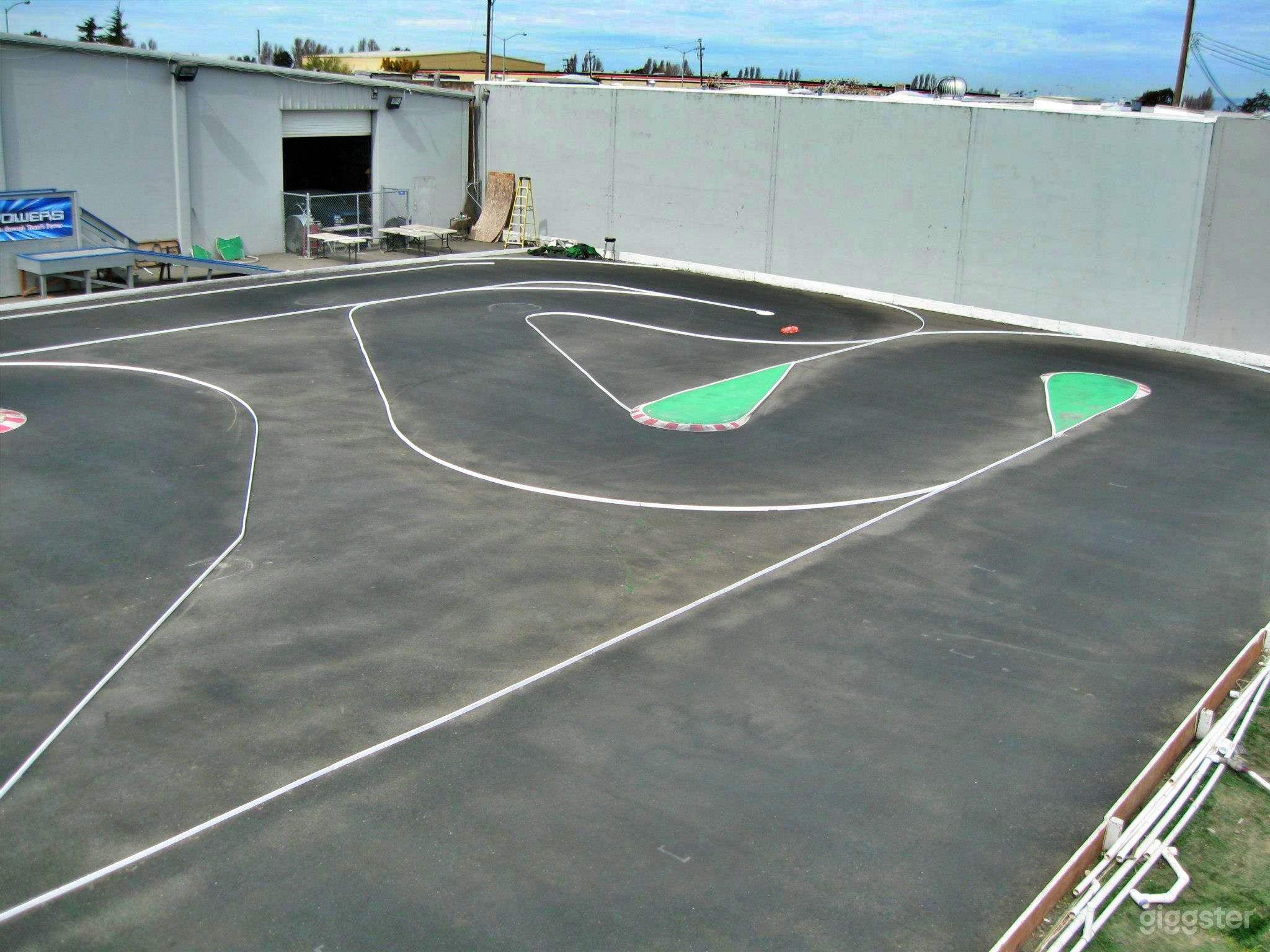Outdoor On Road RC Car Racing Track Photo 4