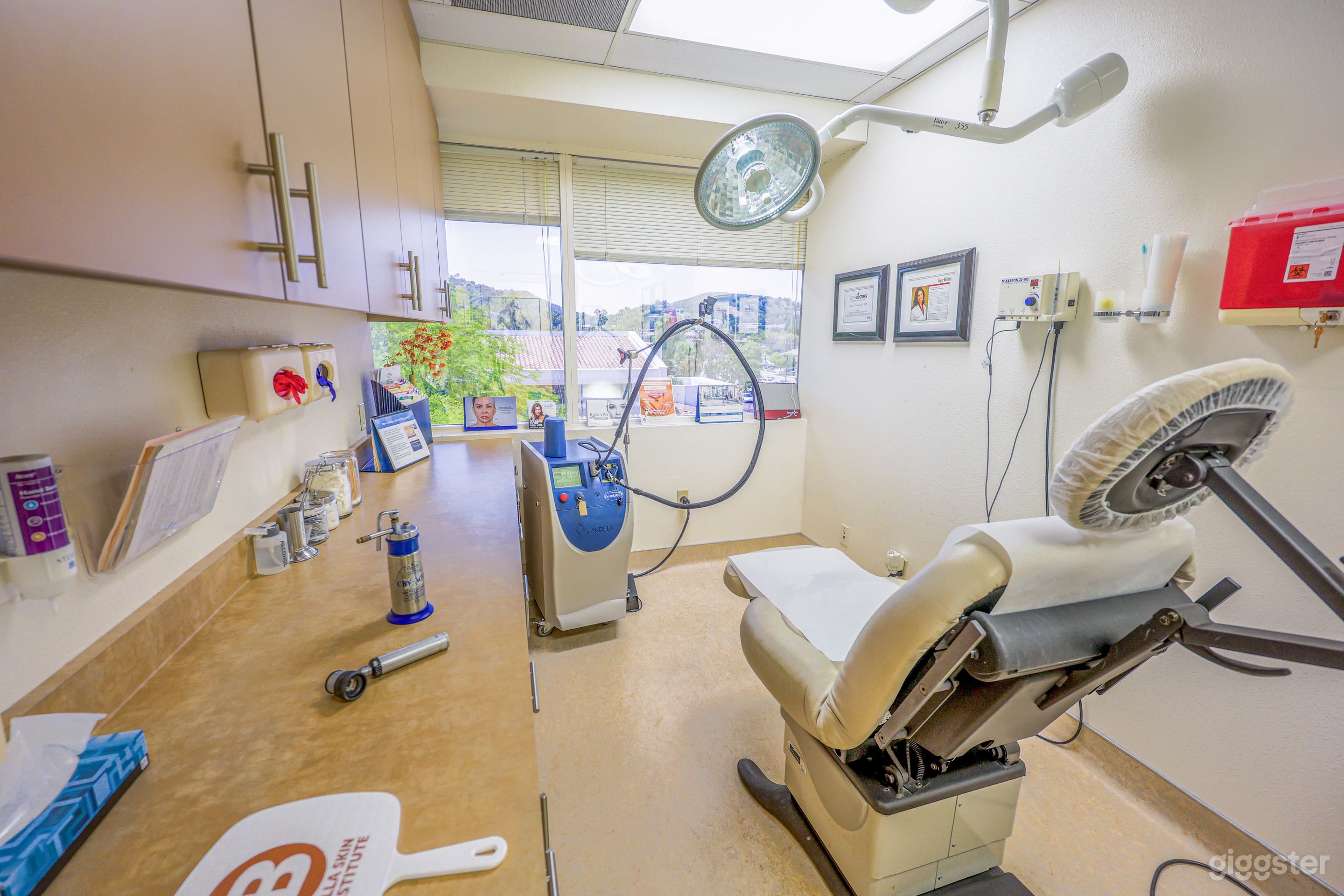 Elegant Medispa & Dermatology Office  Photo 2