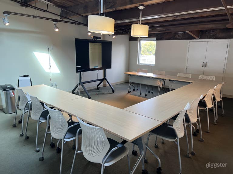  Waterfront Seattle Coworking Space 