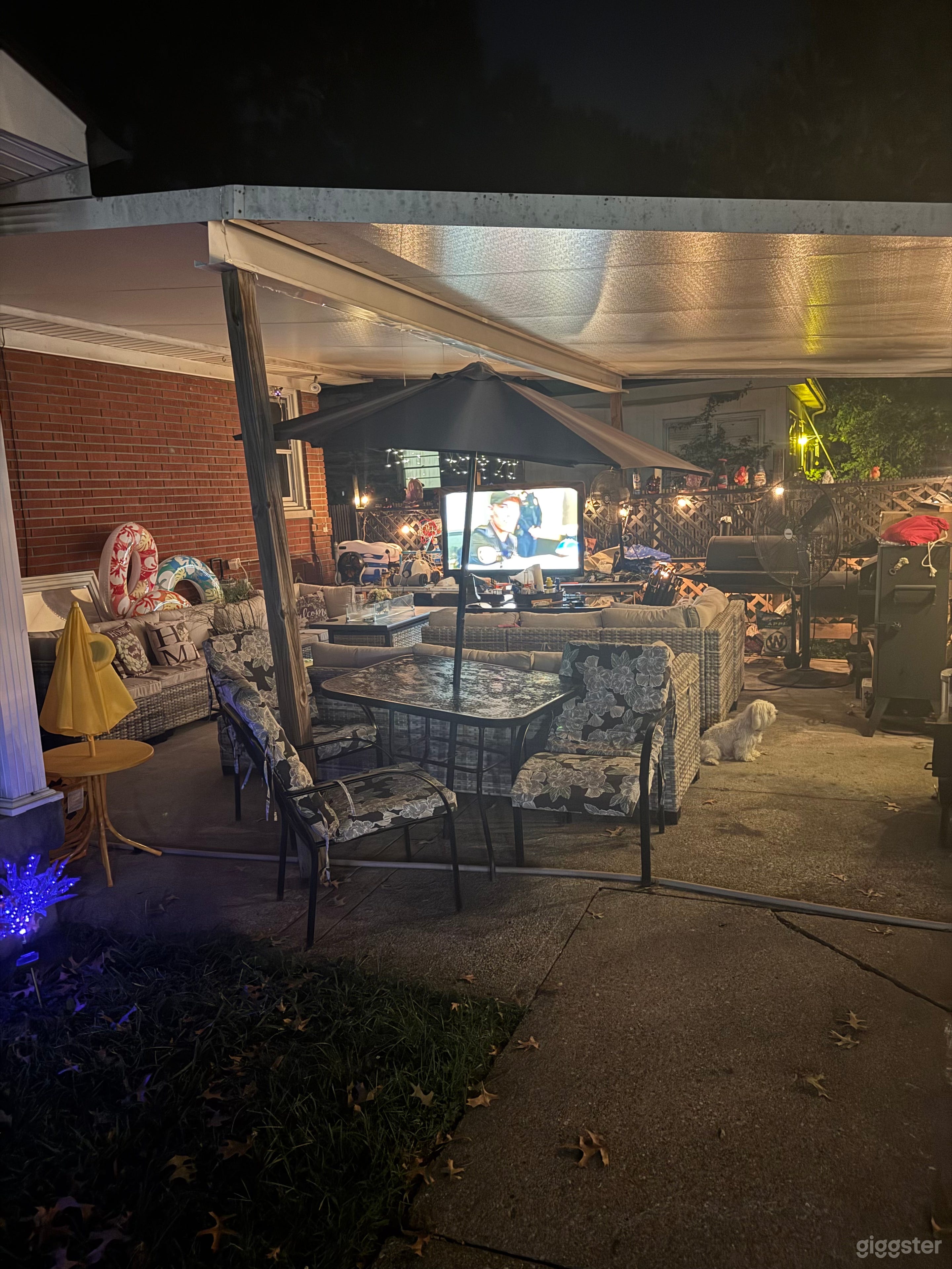 Covered large patio 