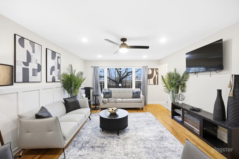  Modern Chic Meets Secluded Serenity:The Ultimate Chi Retreat 