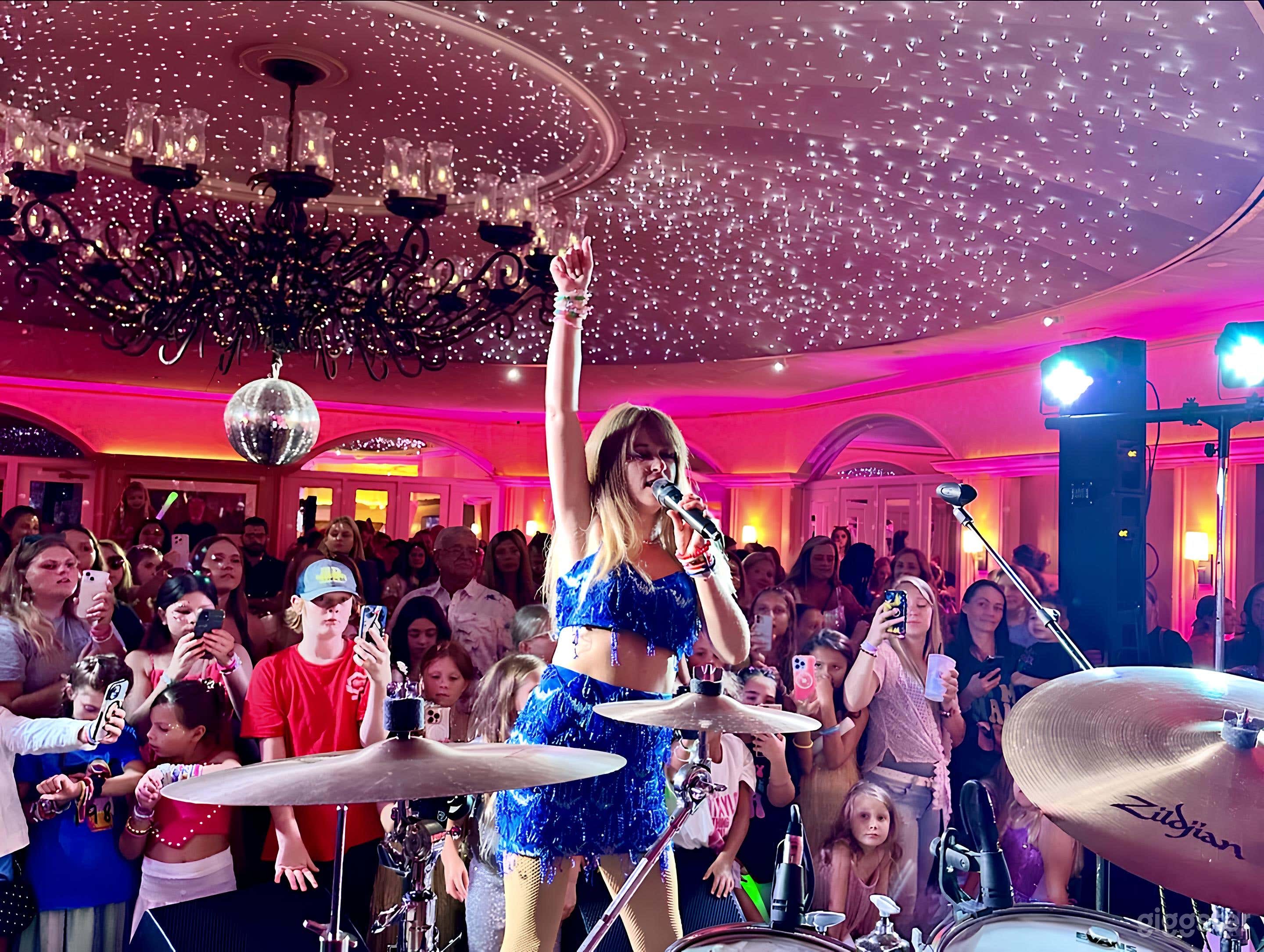 The Ballroom Photo 3