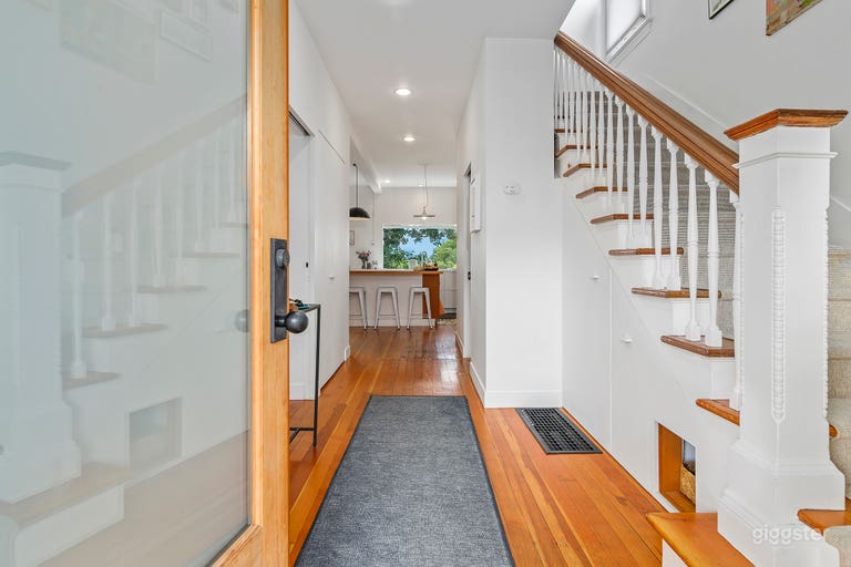  Renovated Modern Farmhouse 