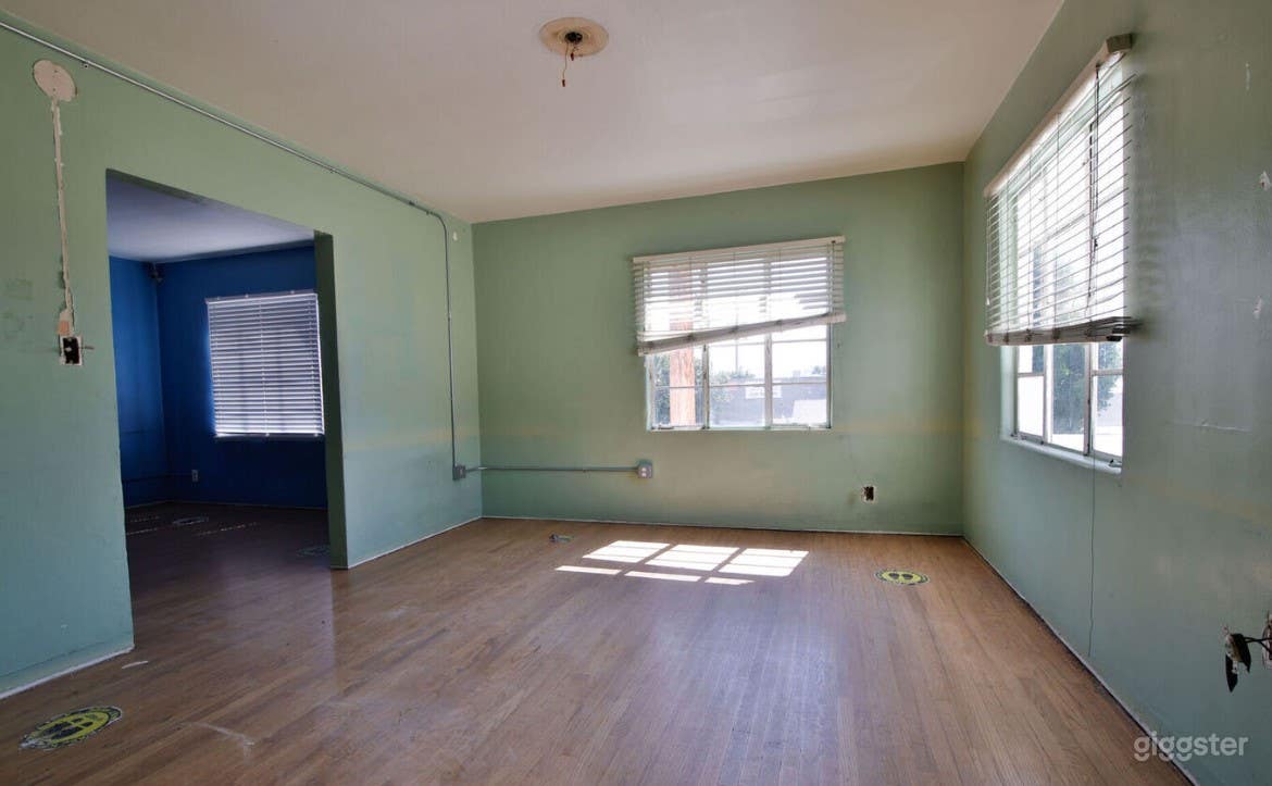 Bright and Barren Space for Filming Photo 1