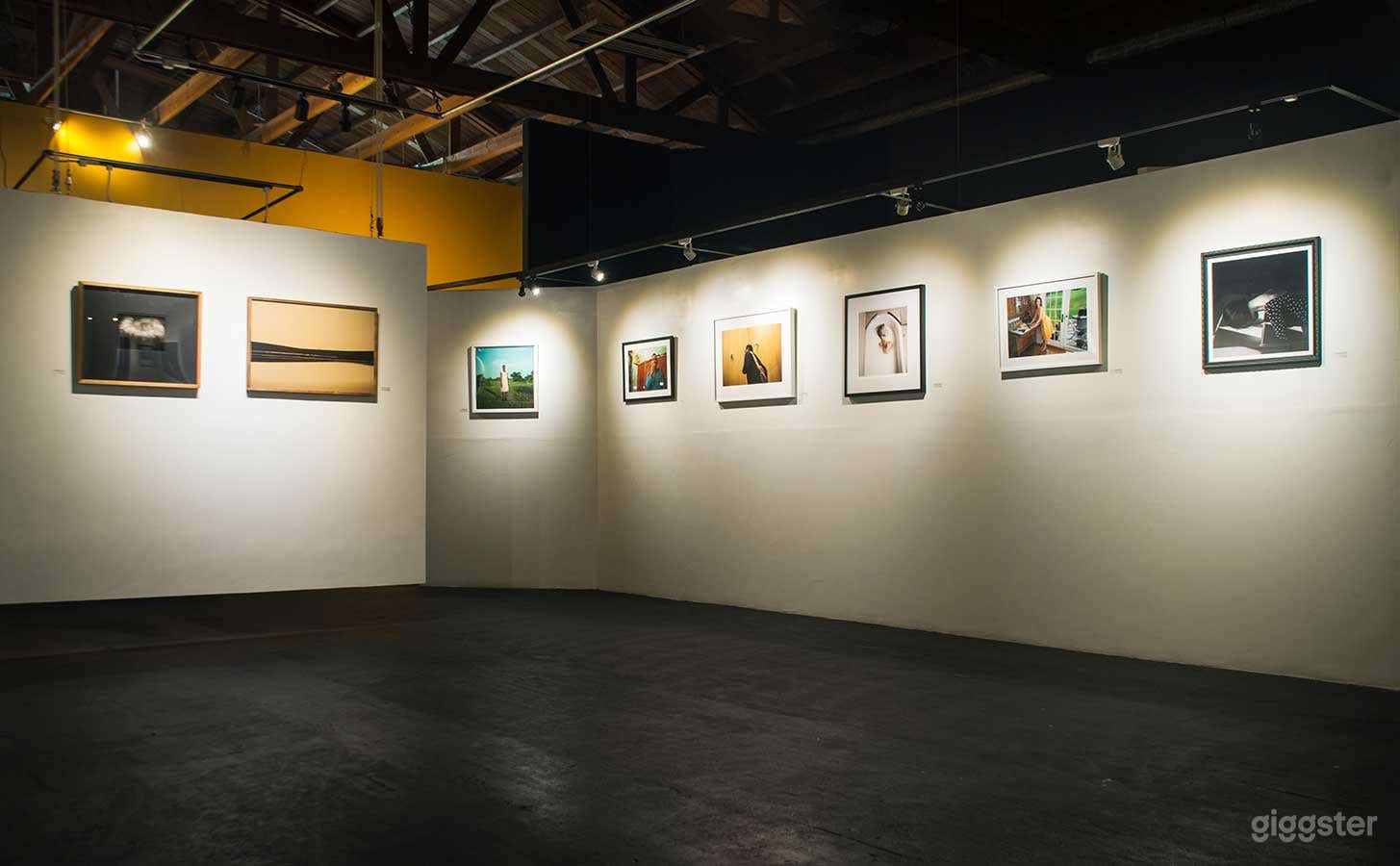 center area of gallery