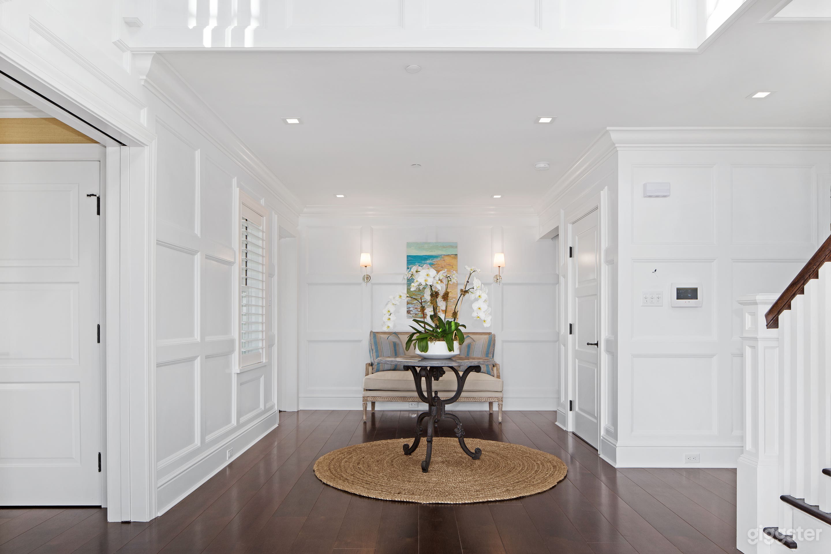 Opulent Beach House Photo 2