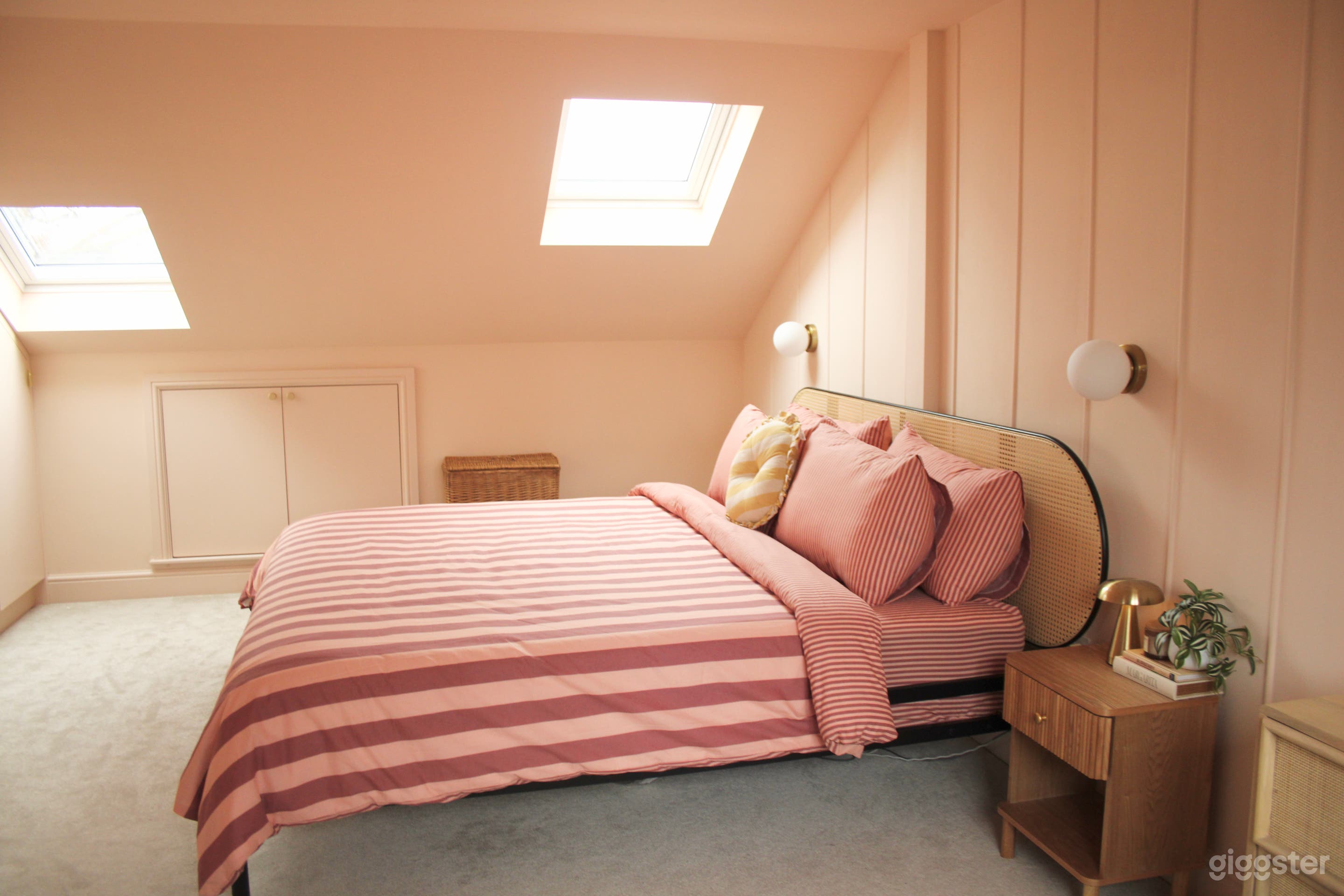 Colourful Victorian House Photo 3