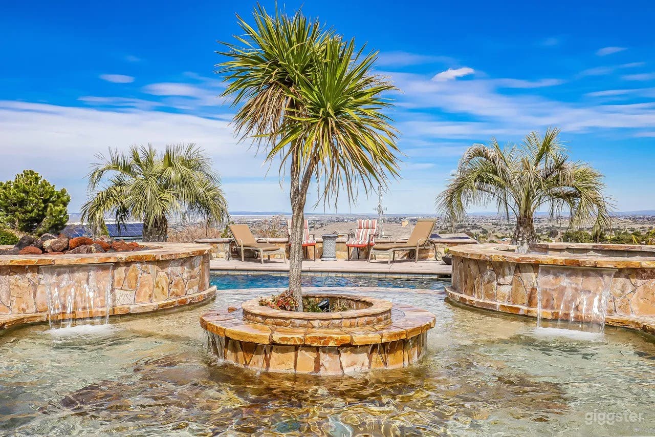 Stunning Spanish estate with vineyard Photo 2