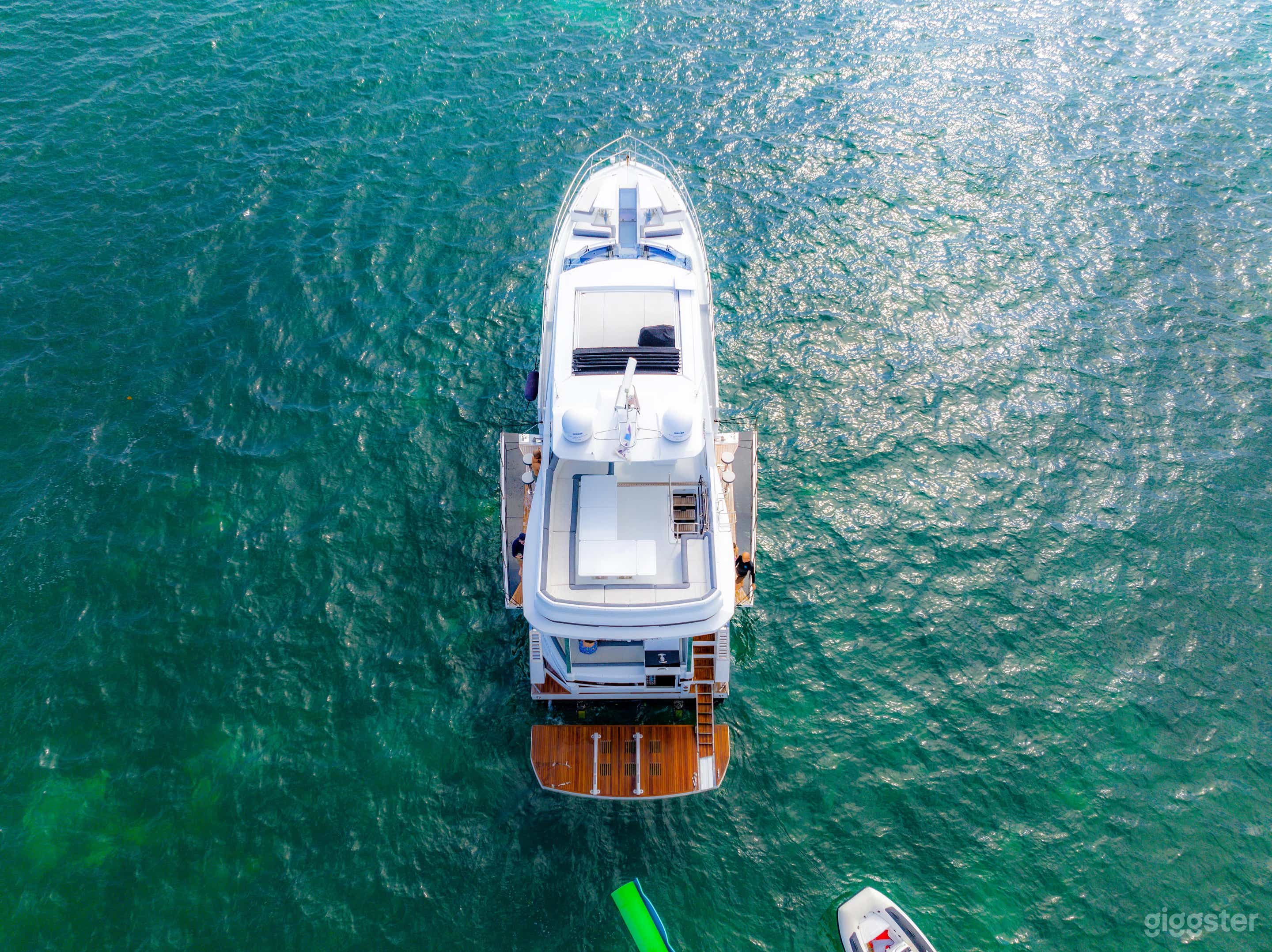 Luxurious 2022 64' Galeon Yacht  Photo 2