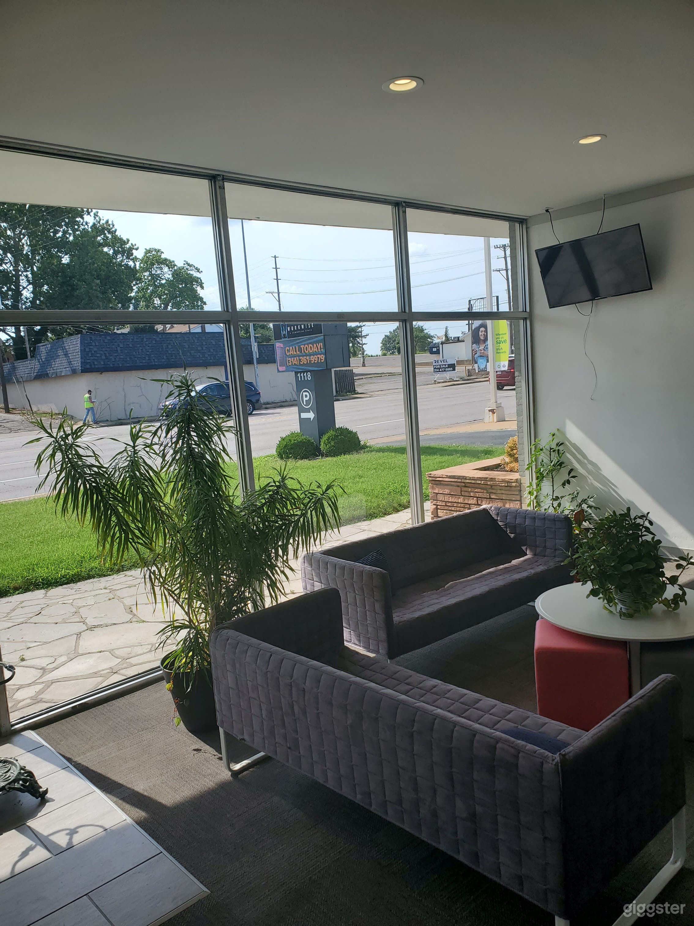 Shared Co-working Space Photo 1