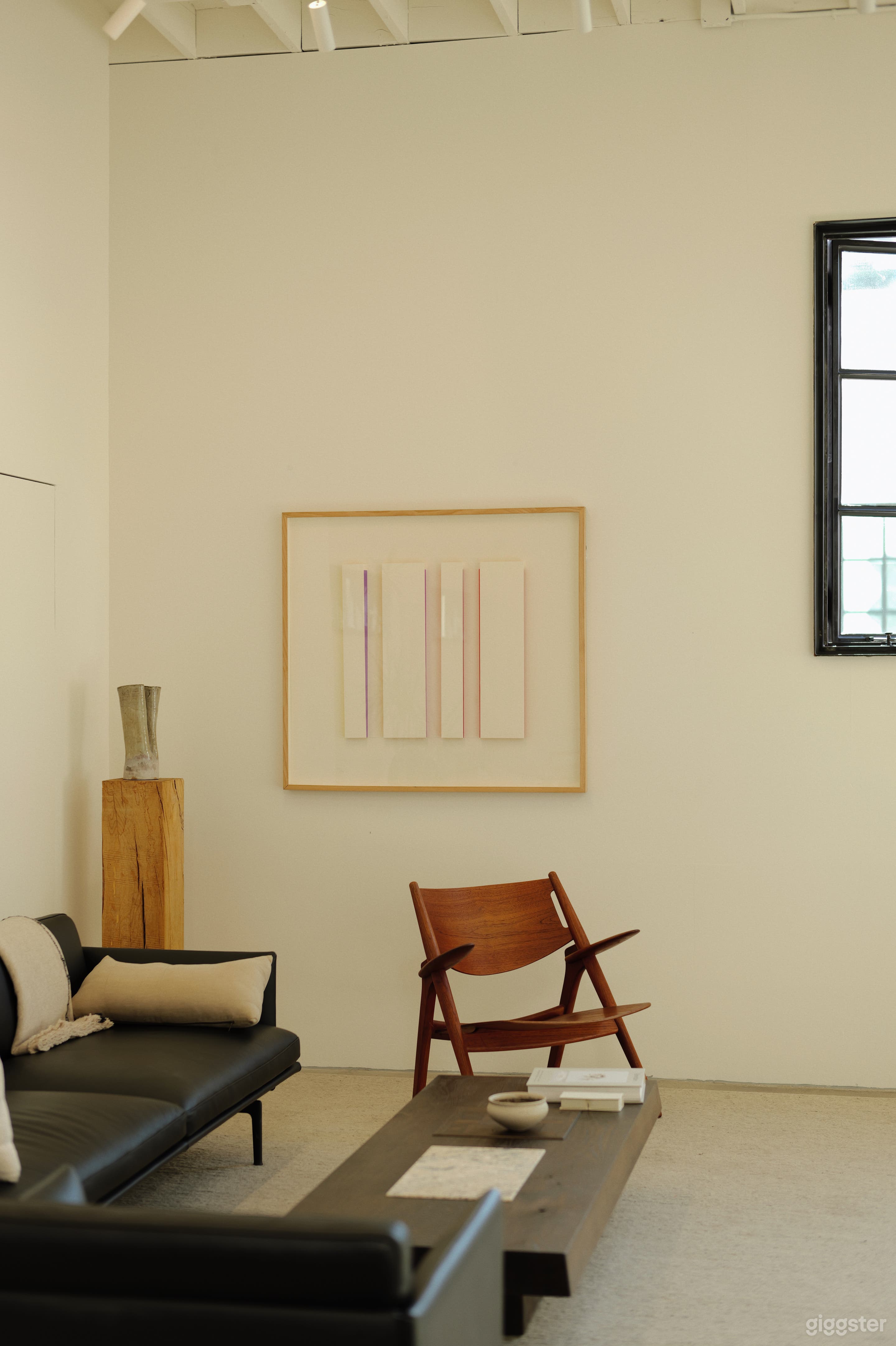 Creative Studio for Photo Shoots, Exhibitions & Events Photo 2