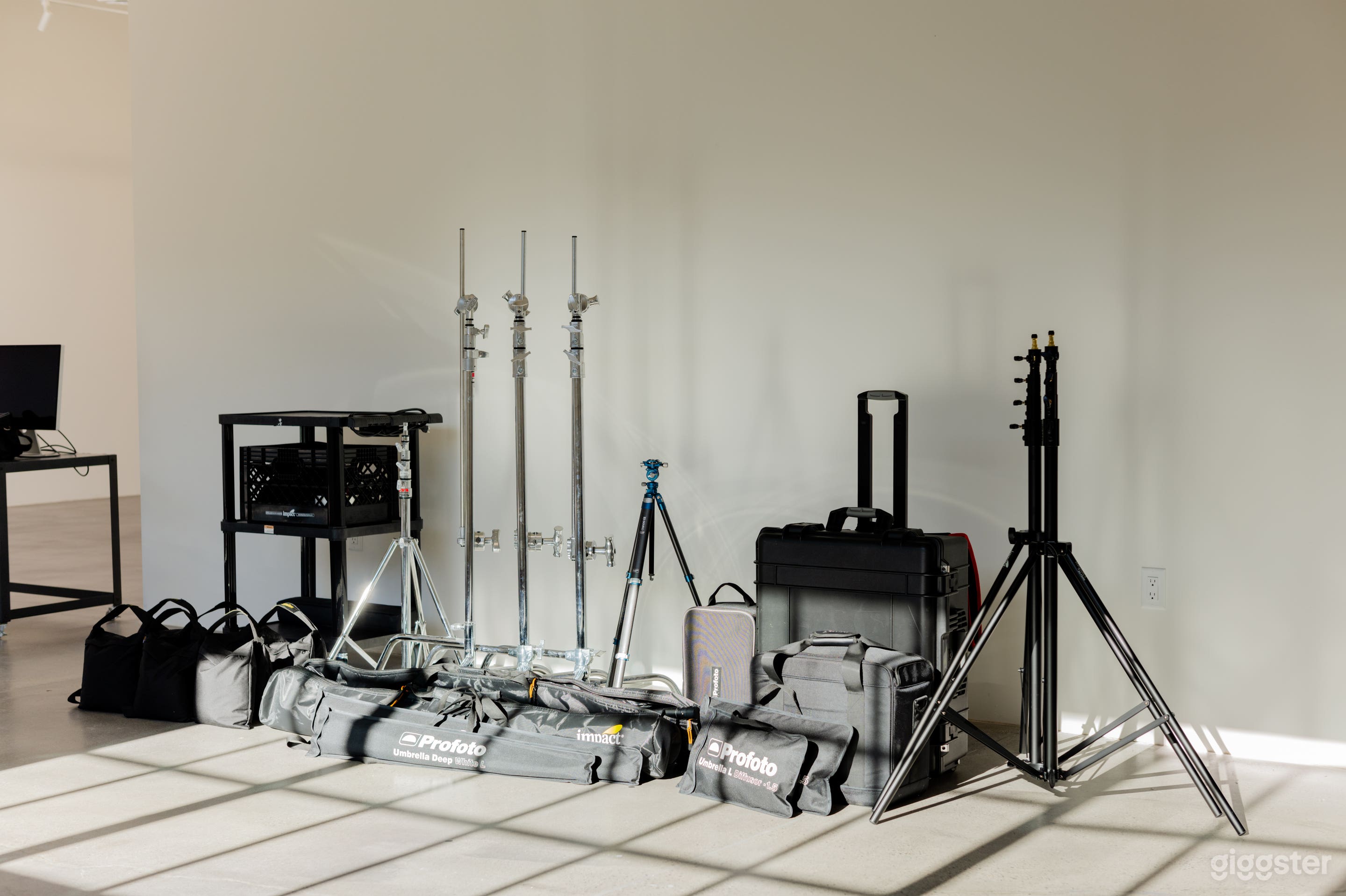 Creative Studio for Photo Shoots, Exhibitions & Events Photo 3