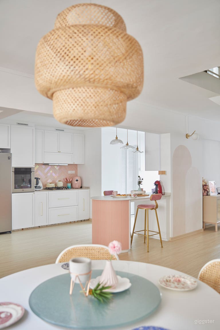  Casa Costiera Nordic-Chic con Accenti Pastello 