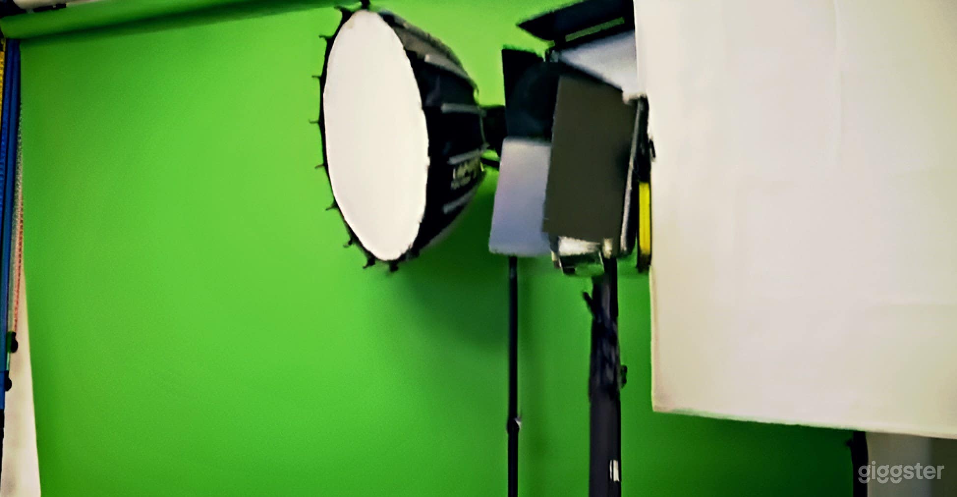 Green Room Content Studio/ Photography Photo 1