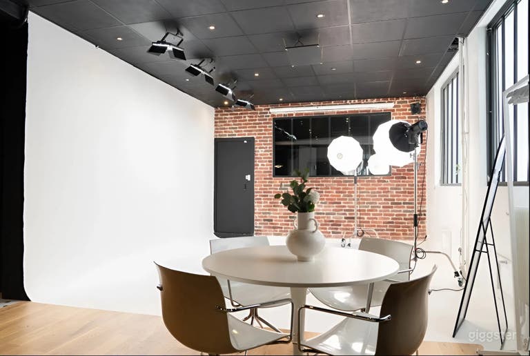  Studio photo style loft en lumière naturelle 
