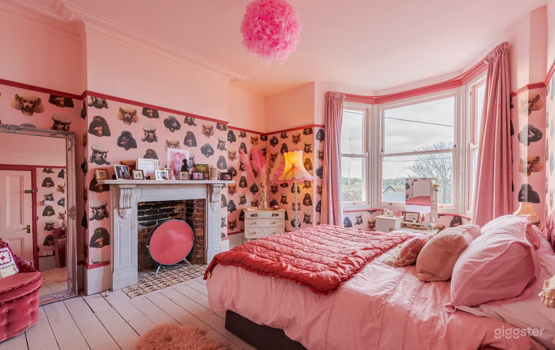 Four Storey Town House in Margate Next to Beach Photo 3