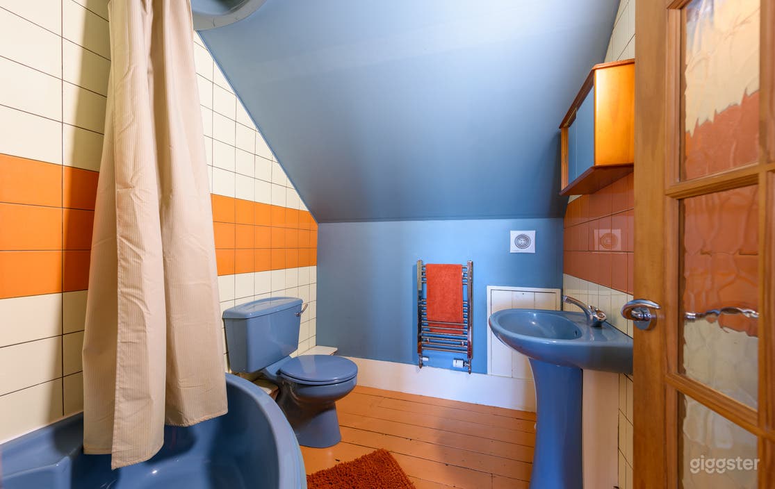 Four Storey Town House in Margate Next to Beach Photo 2