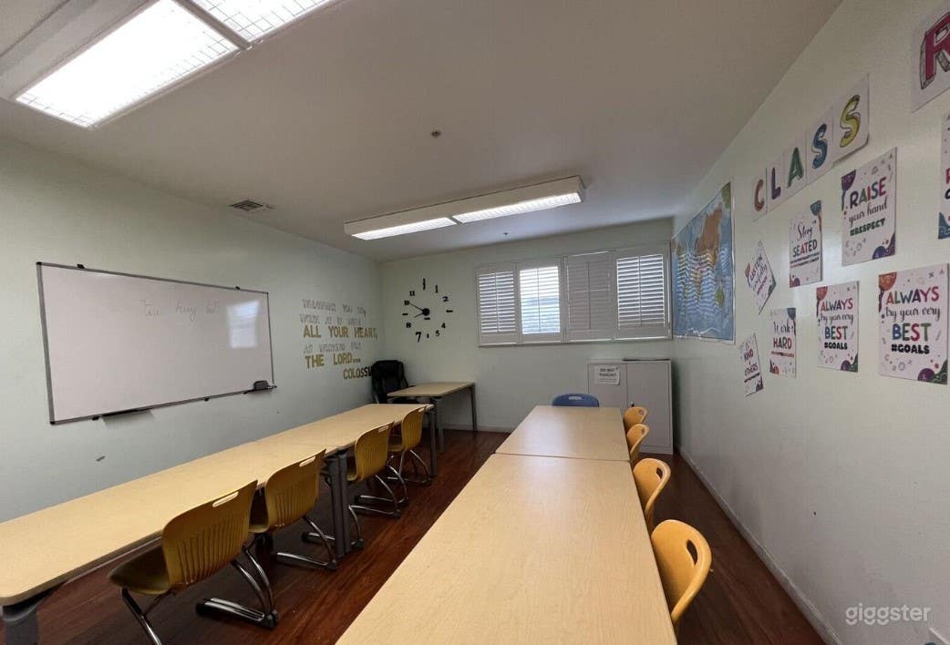 Quiet Training Classroom in Glendale Photo 4