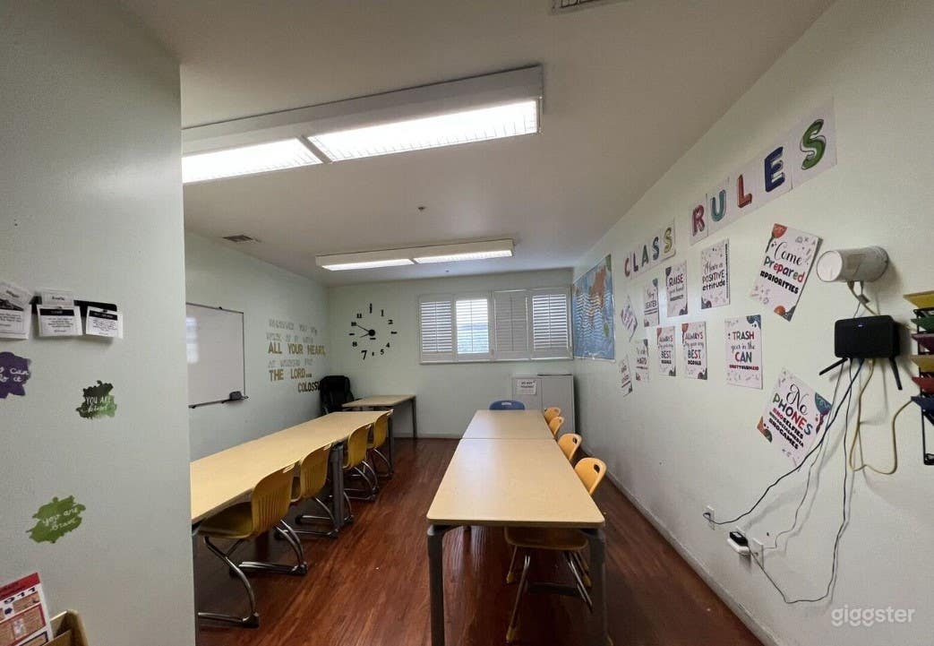 Quiet Training Classroom in Glendale Photo 2
