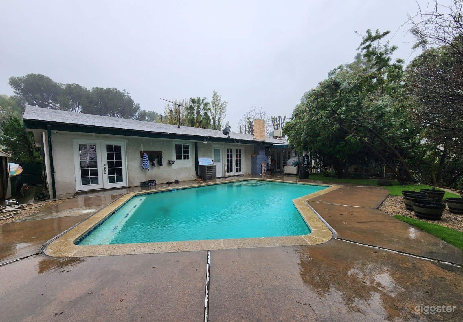 Mid-Century Ranch Pool Retreat Photo 3