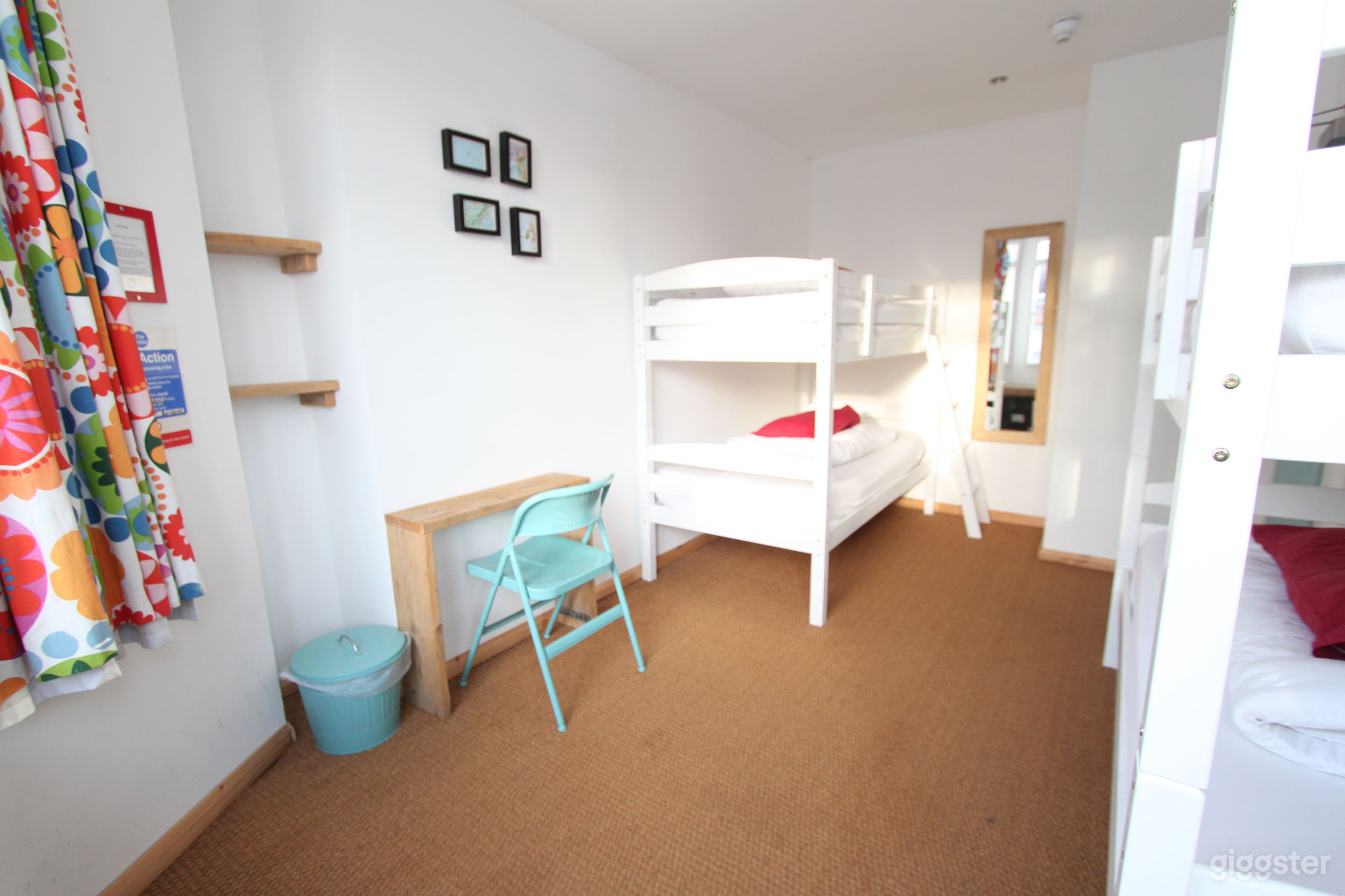 Brighton Hostel Photo 1