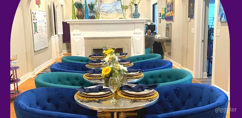 Front Mansion  Photo 2