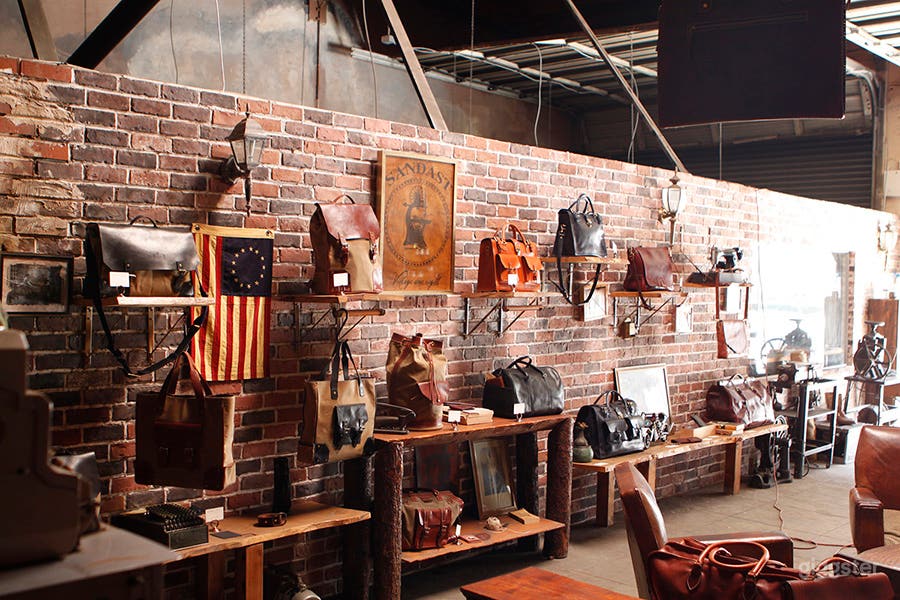 Rugged Retail Space Photo 3