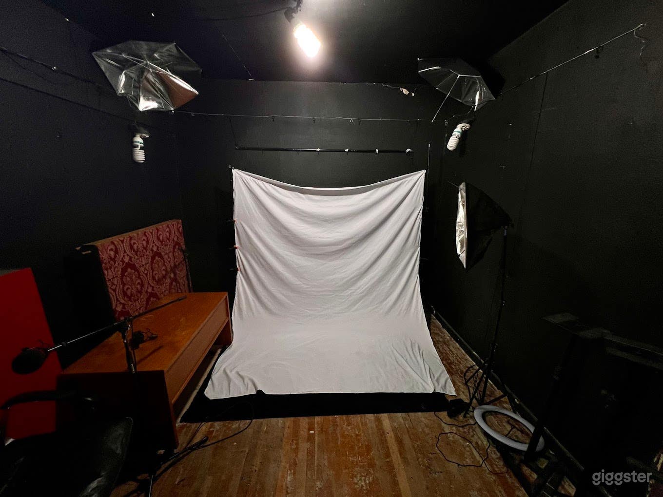 Photo Studio at Fort Worth's Premier Creative Hub Photo 1