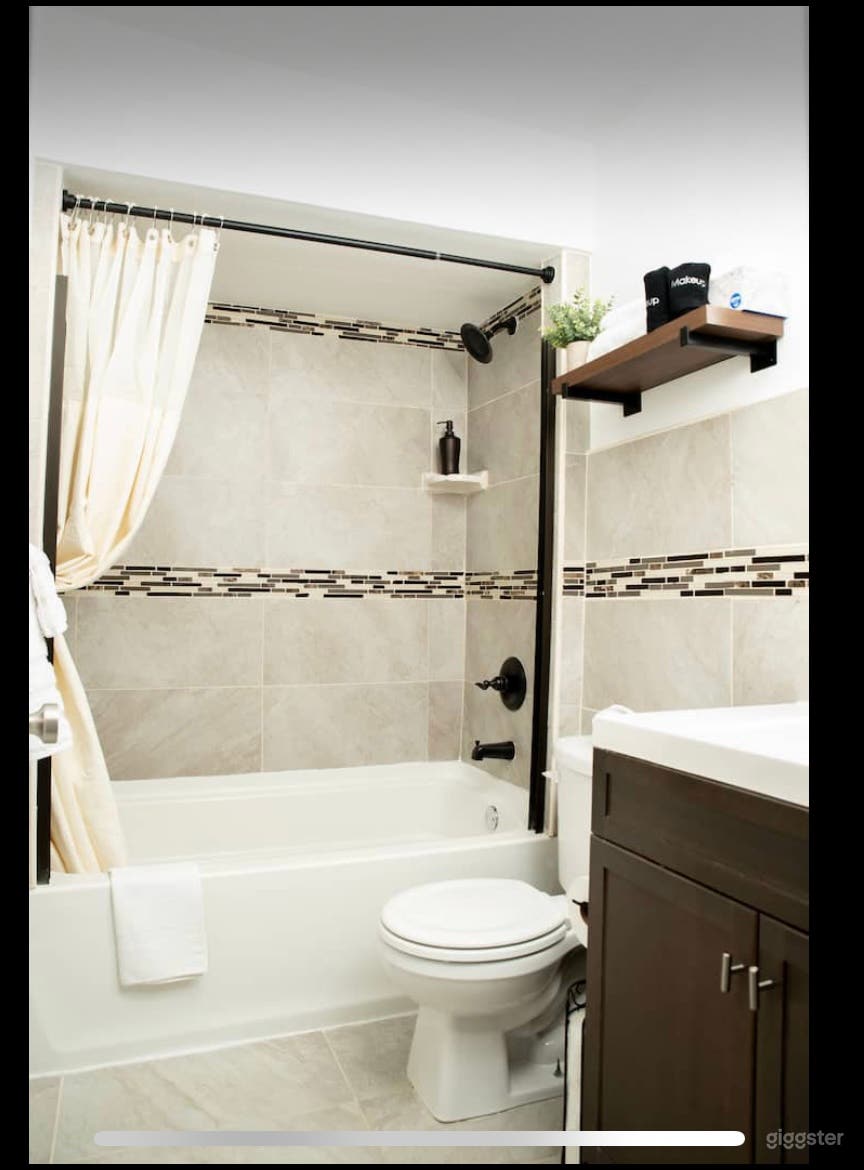 Bathroom with Tub