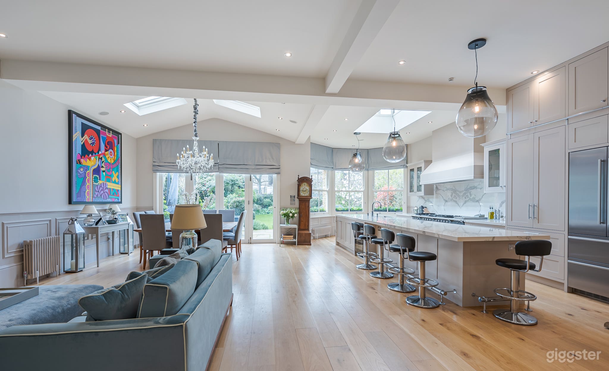 Victorian Home with Bespoke Interiors  Photo 1