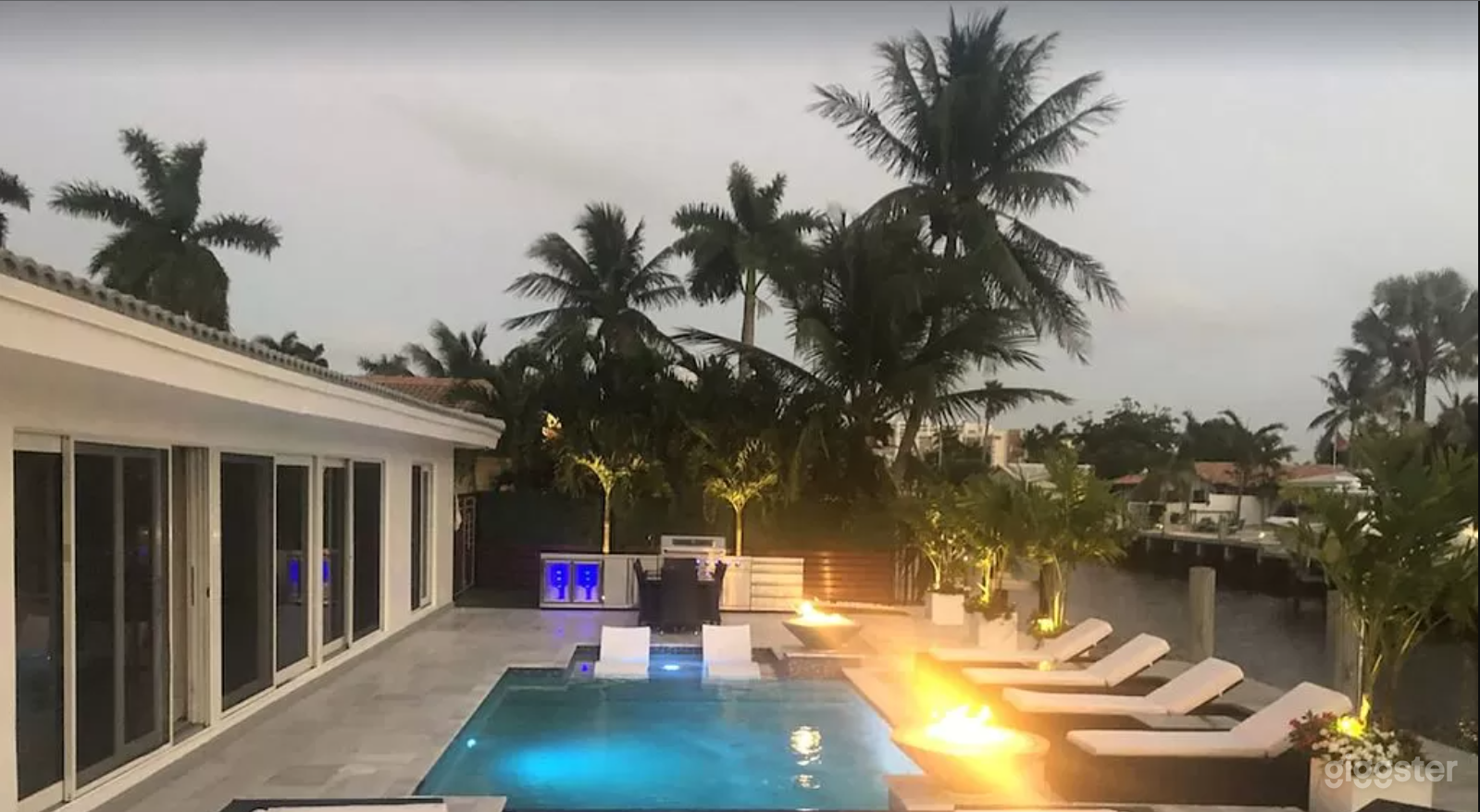 Upscale Pompano Beach Home Photo 4