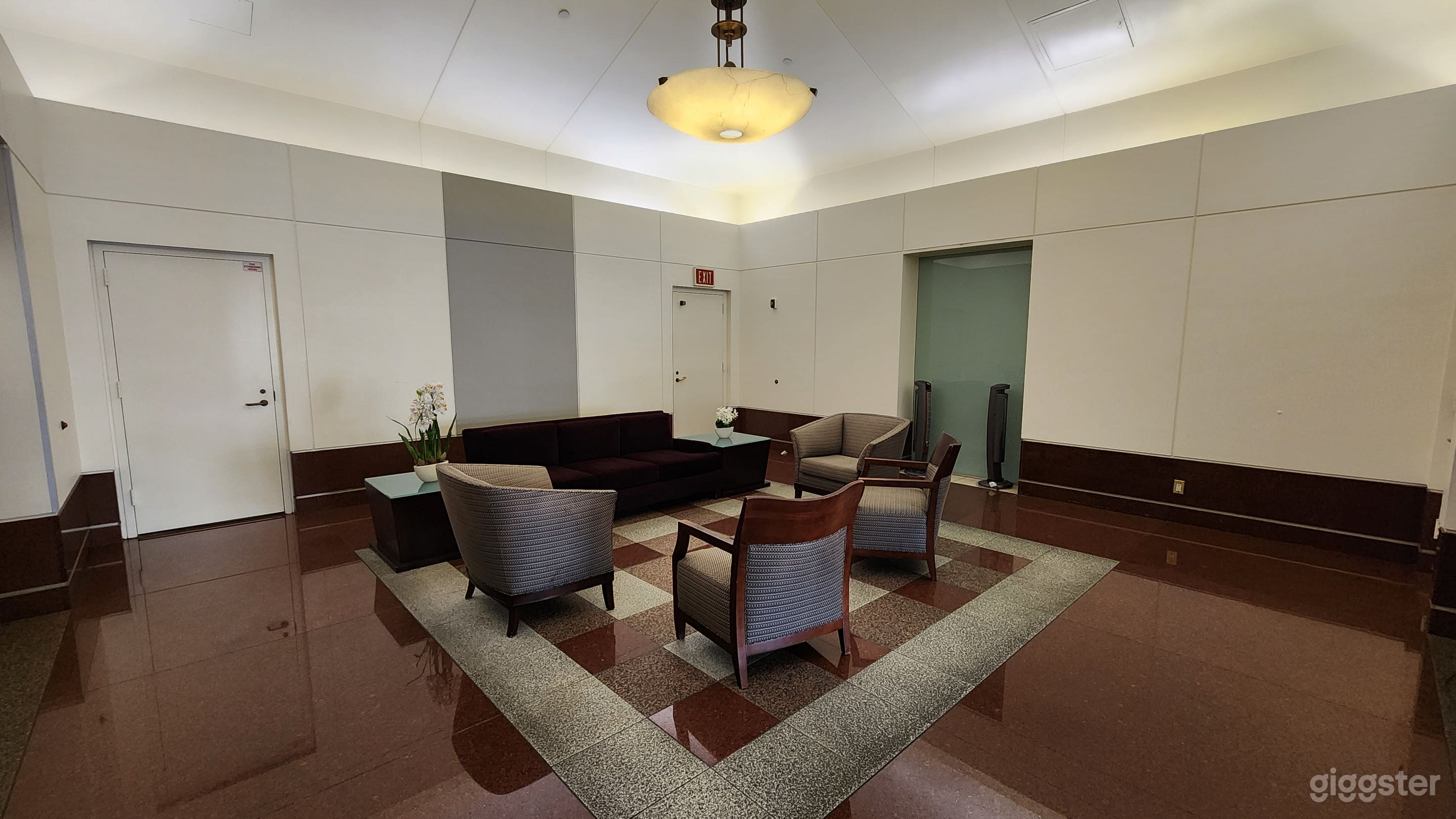 Rare Office Building – Prime Filming Location in Glendale Photo 1