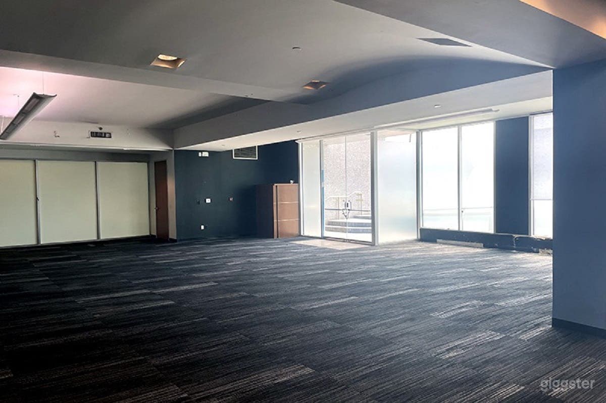 Modern Bank with Open Floor Plan Photo 4