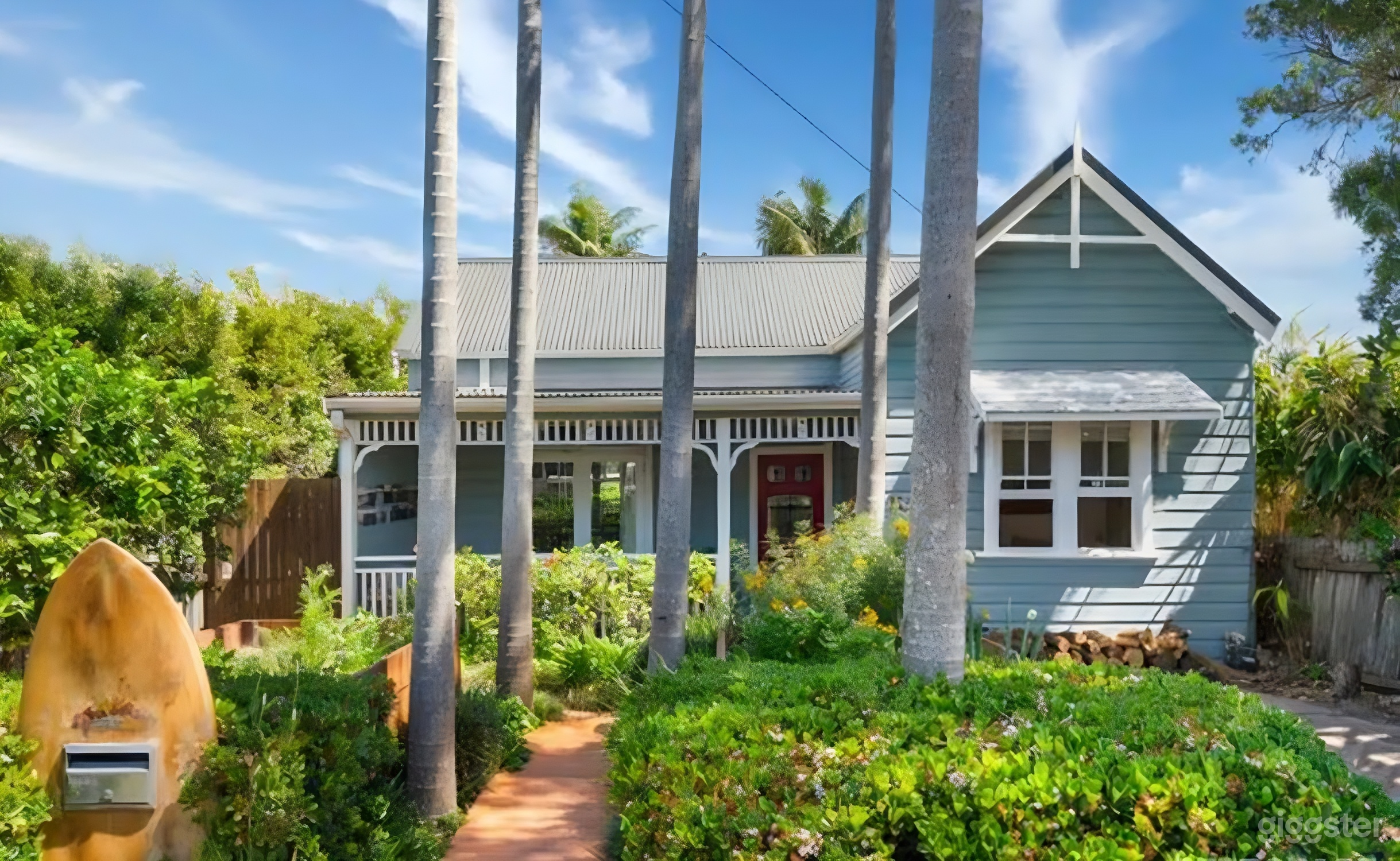 Renovated Historic Beach House w/ Deck, Garden & Modern Cabi Photo 3