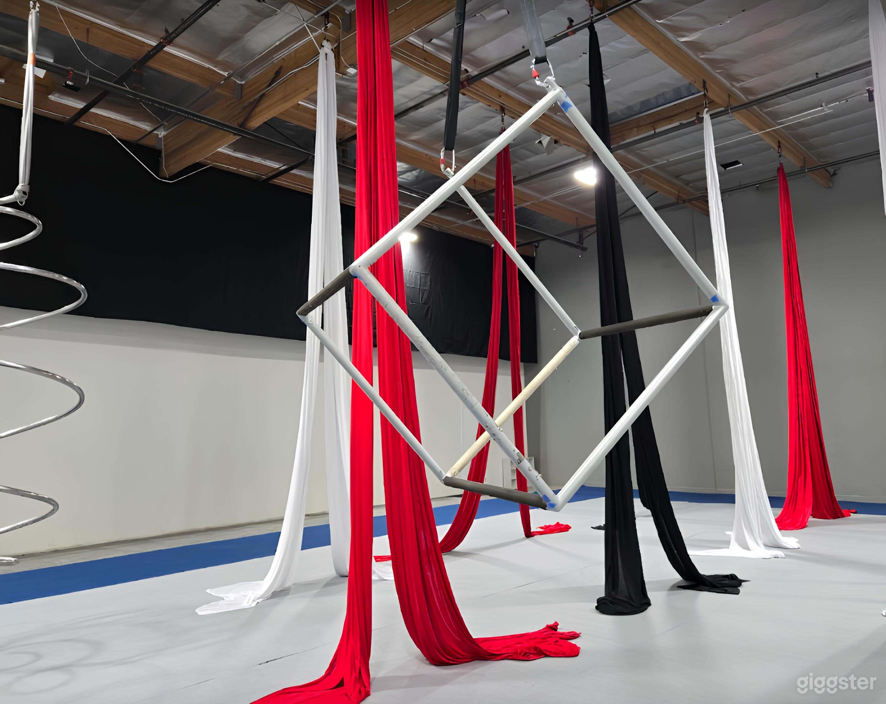 5,500-Sq-Ft Circus/Aerial Studio — High Ceilings &amp; Rigging Photo 3