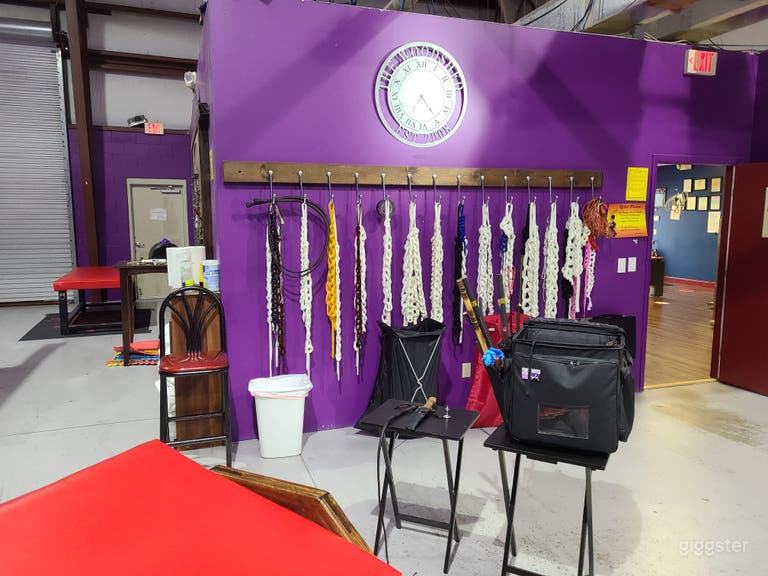  Orlando Dungeon Themed Studio Suite 5 