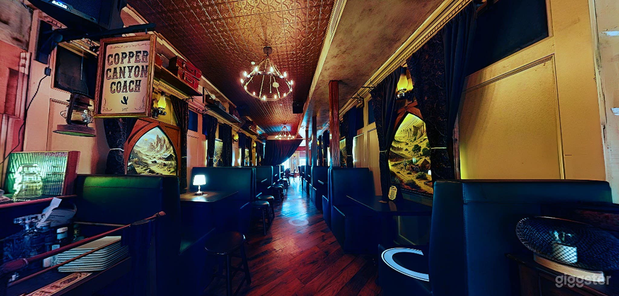 Southern Charm Meets NYC Nightlife Photo 3