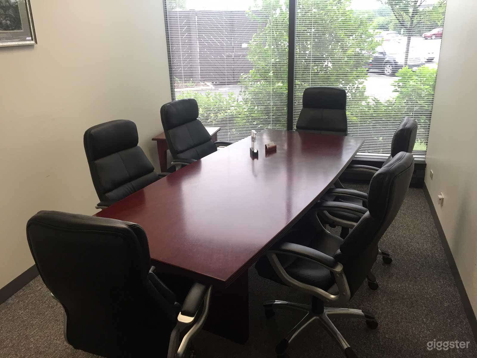 The  Central  Conference  Room  Photo 2