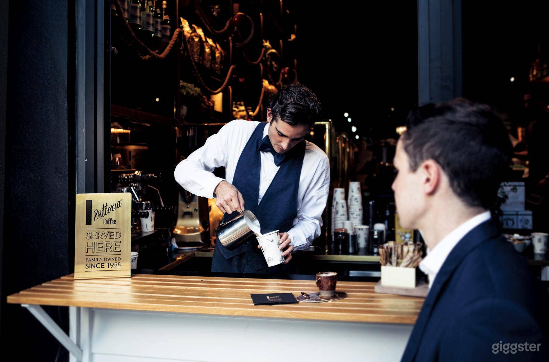 L’Americano Espresso Bar Photo 4