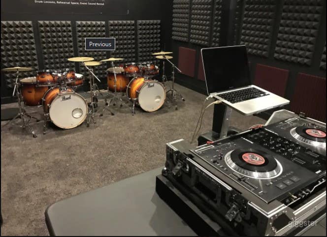 Warehouse Studio for Music Rehearsals | Video Shoot Space Photo 3