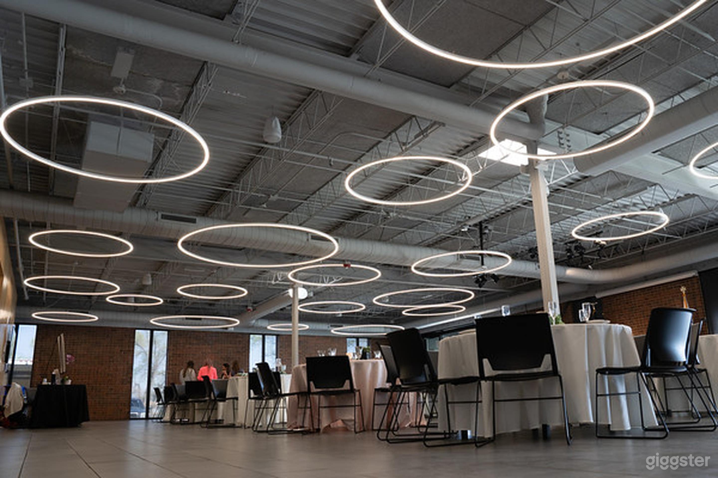 Modern Lakeside Space for Film, Events &amp; Functions Photo 3