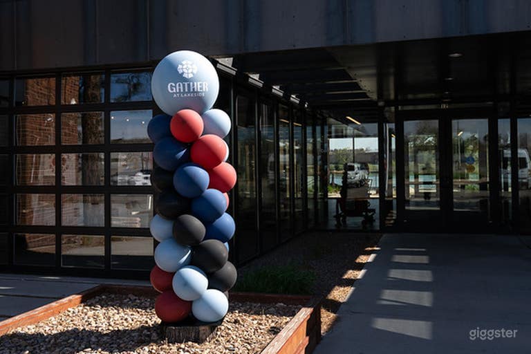  Modern Lakeside Space for Film, Events & Functions 