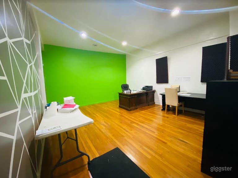  Vibrant Office Space in Des Moines 