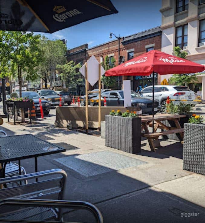  Spectacular Sports Bar and Billiard Hall 